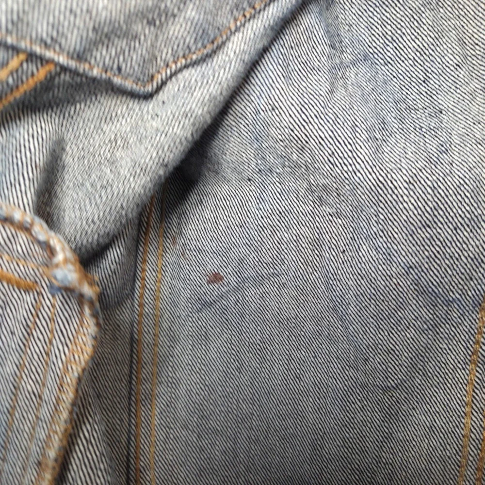 Levi's Trucker Jacket Mens M Blue Excellent 70589 Dark Wash Denim Button Up